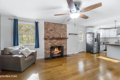 204 Anderson Dr, Knoxville, TN 37920 - photo 3