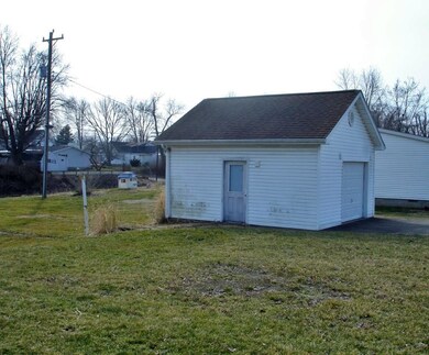 404 E Main St, Loogootee, IN 47553 - photo 2