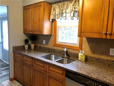 127 Bayberry Rd, Woonsocket, RI 02895 - photo 7