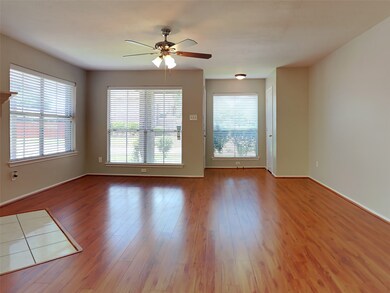 8522 Woodcamp Dr, Houston, TX 77088 - photo 2
