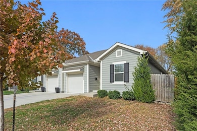 12894 W 93rd St, Lenexa, KS 66215 - photo 2