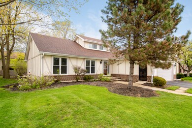 2808 Crabtree Ln, Northbrook, IL 60062 - photo 2