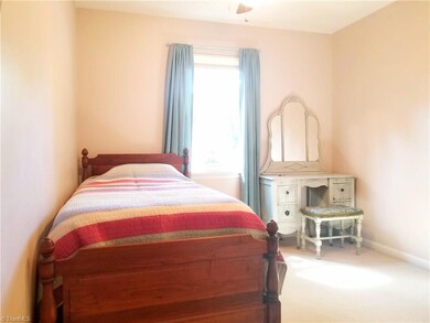 301 Ridgecrest Dr, King, NC 27021 - photo 3