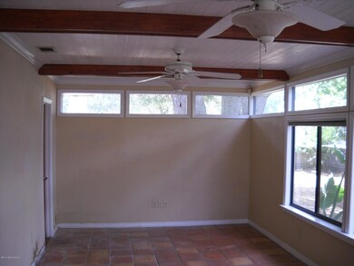 Florida room view with transom windows
