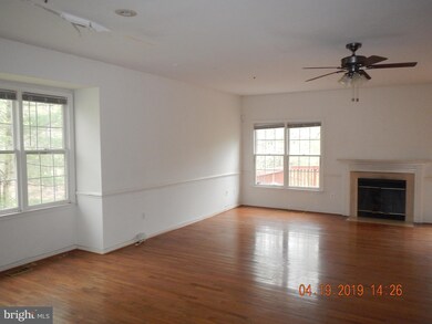 7912 Quill Point Dr, Bowie, MD 20720 - photo 4