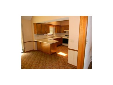 6311 Alden St, Shawnee, KS 66216 - photo 4