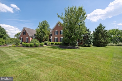 7 Cubberly Ct, Cranbury, NJ 08512 - photo 2