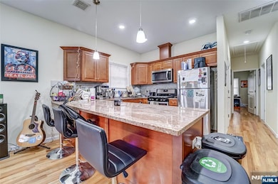 312 Warren St unit 314, Harrison, NJ 07029 - photo 5