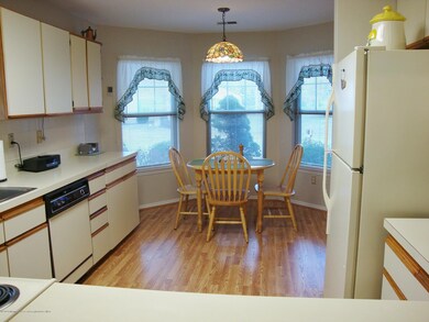 561 Petunia Lane 033