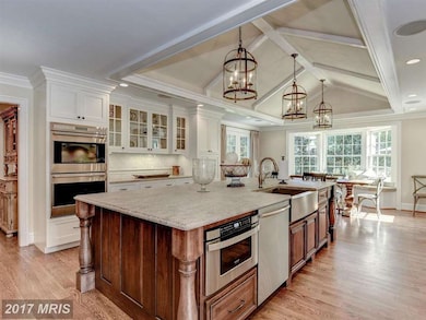 8209 River Falls Dr, Potomac, MD 20854 - photo 7