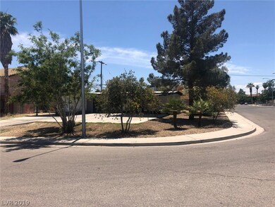 2181 Natalie Ave, Las Vegas, NV 89169 - photo 2