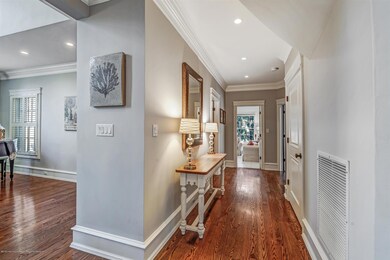 07-FOYER