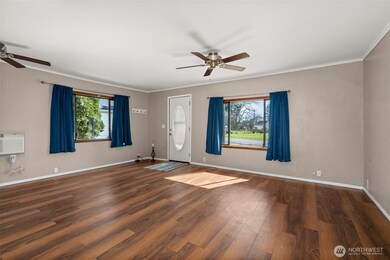 1209 Alexander St, Centralia, WA 98531 - photo 5