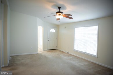 1 Nuthatch Ct E, Bechtelsville, PA 19505 - photo 4