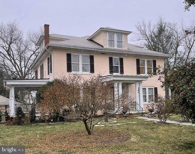 410 W Main St, Purcellville, VA 20132 - photo 2