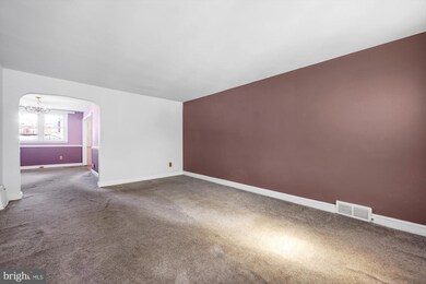 1133 Oakwood Dr, Glenolden, PA 19036 - photo 5