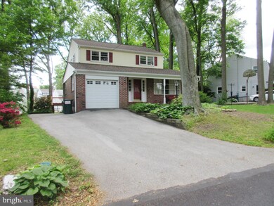 707 Devon Ln, Wallingford, PA 19086 - photo 3