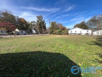 808 Peachtree St NW, Huntsville, AL 35816 - photo 4