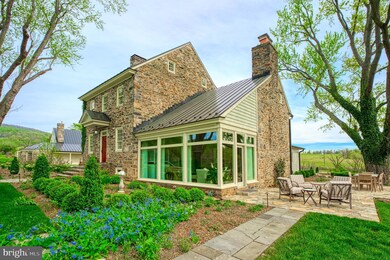 35428 Appalachian Trail Rd, Round Hill, VA 20141 - photo 2