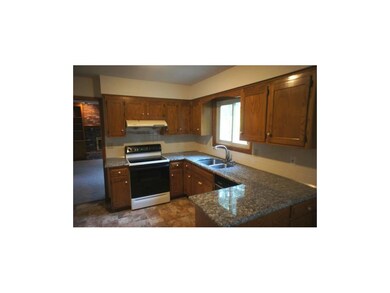 13806 W 78th St, Shawnee, KS 66216 - photo 3
