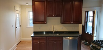 11 Fenwick St unit 1, Somerville, MA 02145 - photo 2