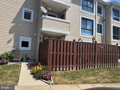 8611 Sacramento Dr unit 8611, Alexandria, VA 22309 - photo 2