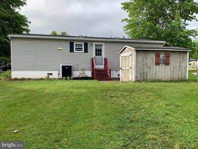 743 Aspen Cir, Red Hill, PA 18076 - photo 3