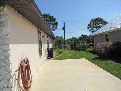430 Arbor St, Sebastian, FL 32958 - photo 3