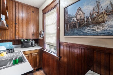 10 Stowell Ave, Worcester, MA 01606 - photo 6