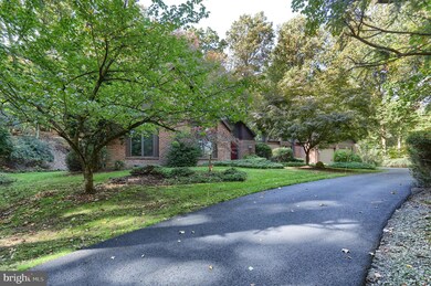 525 Hilltop Rd, Hummelstown, PA 17036 - photo 2