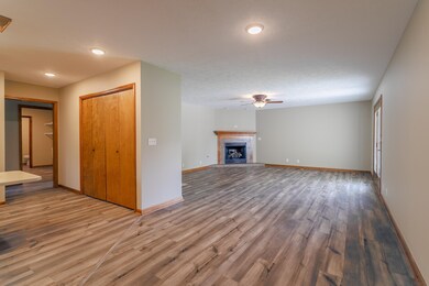 8077 Outer Lincoln Ave, Newburgh, IN 47630 - photo 7