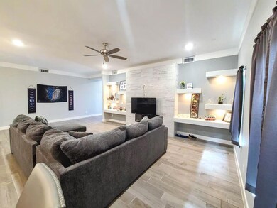 13580 Lawkland St, Horizon City, TX 79928 - photo 7