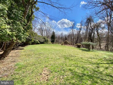 111 S New Ardmore Ave, Broomall, PA 19008 - photo 5