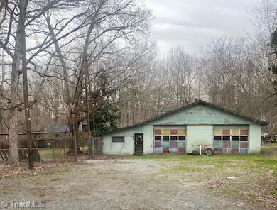 209 & 211 Northwood Dr, Asheboro, NC 27203 - photo 7