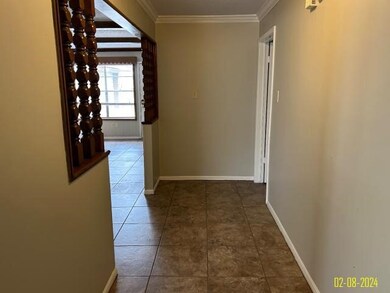 9807 Kindletree Cir, Houston, TX 77040 - photo 3