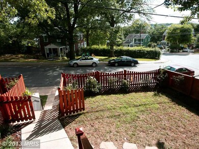 2816 Jefferson Dr, Alexandria, VA 22303 - photo 2