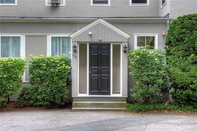 360 Gibbs Ave unit 9, Newport, RI 02840 - photo 2