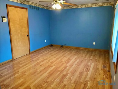 4150 Dahlia Dr, Toledo, OH 43611 - photo 6