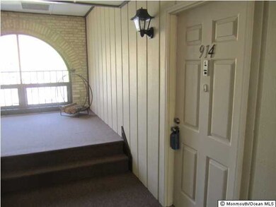 914 Wellington Place, Matawan, NJ 07747 - photo 2