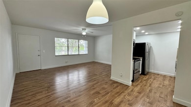 300 SW 134th Way unit 304E, Pembroke Pines, FL 33027 - photo 6