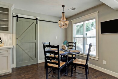 1011 Richelieu Ln, Houston, TX 77018 - photo 4