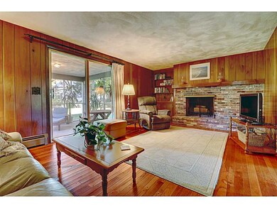 Den/Family/Great Room.