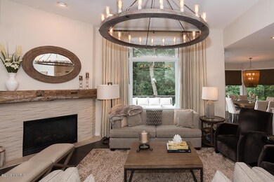 3046JacobsCircle-40