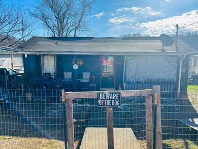 1708 E Millard St, Johnson City, TN 37601 - photo 3