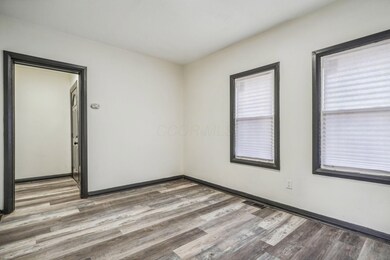 42 Whitethorne Ave, Columbus, OH 43223 - photo 4