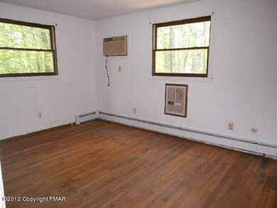 102 Lansdale Dr, East Stroudsburg, PA 18301 - photo 3