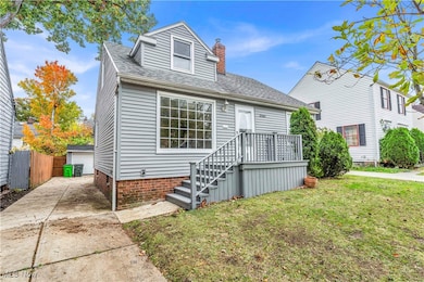 20160 Beachview Dr, Euclid, OH 44117 - photo 2