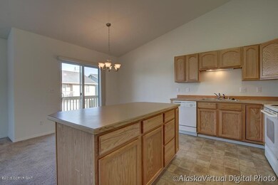 Photo Similar:  Kitchen Island