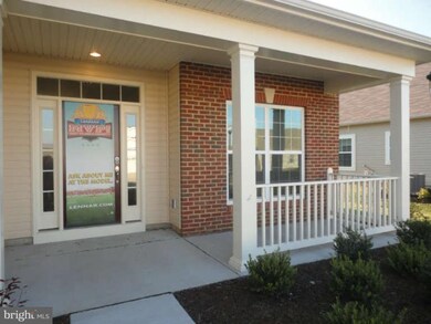 11185 Commanders Ln, White Plains, MD 20695 - photo 2