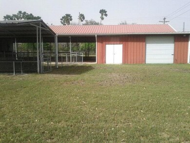 4855 N Val Verde Rd, Donna, TX 78537 - photo 2